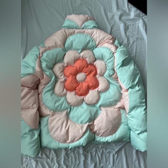 YITAI Pastel Bloom Quilted Puffer Jacket, Size XL (regular fit) - Picture 8 of 8